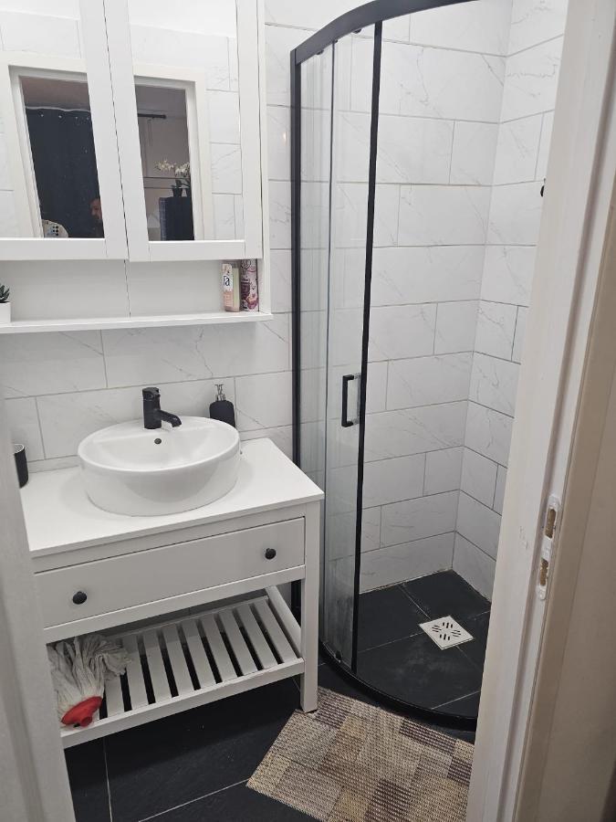 Hotel 7Dab 4 Josika 28 Contactless Self Check-In Budapeszt Zewnętrze zdjęcie